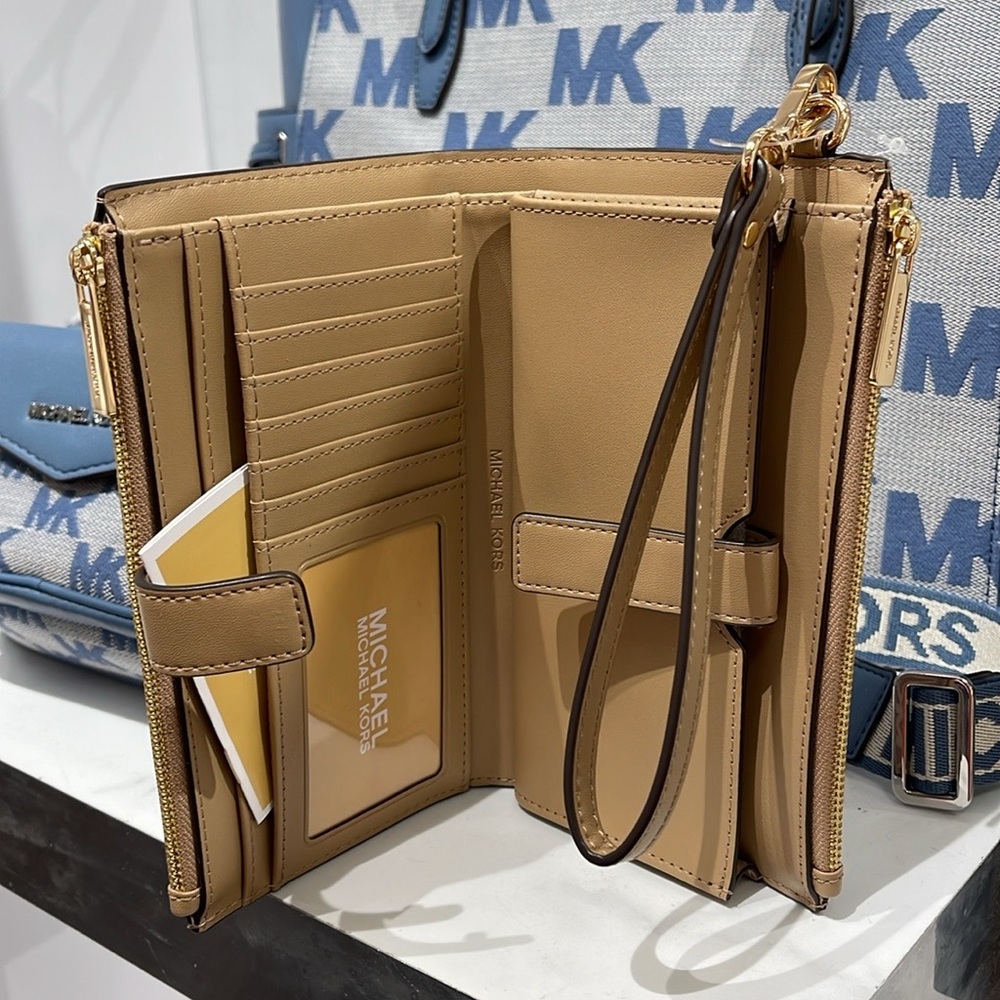 MICHAEL KORS
Jet Set Large Ombré Logo Double-Zip Wristlet-Wallet-Phone Case NWT - Picture 3 of 16